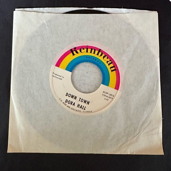 Vintage 1966 Dora Hall Solo Cup 45 Single - Over and Over / Down Town - Picture 2 of 5